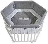 roba Laufgitter 'Rock Star Baby', Laufstall 6-eckig, sicheres Spielgitter inkl. Schutzeinlage & Rollen, Baby Krabbelgitter, Holz weiß